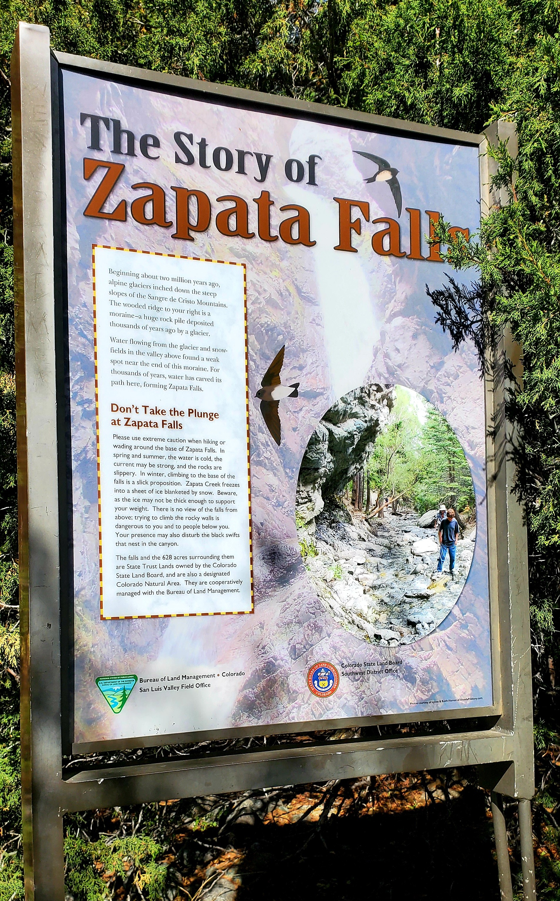 Zapata Falls sign
